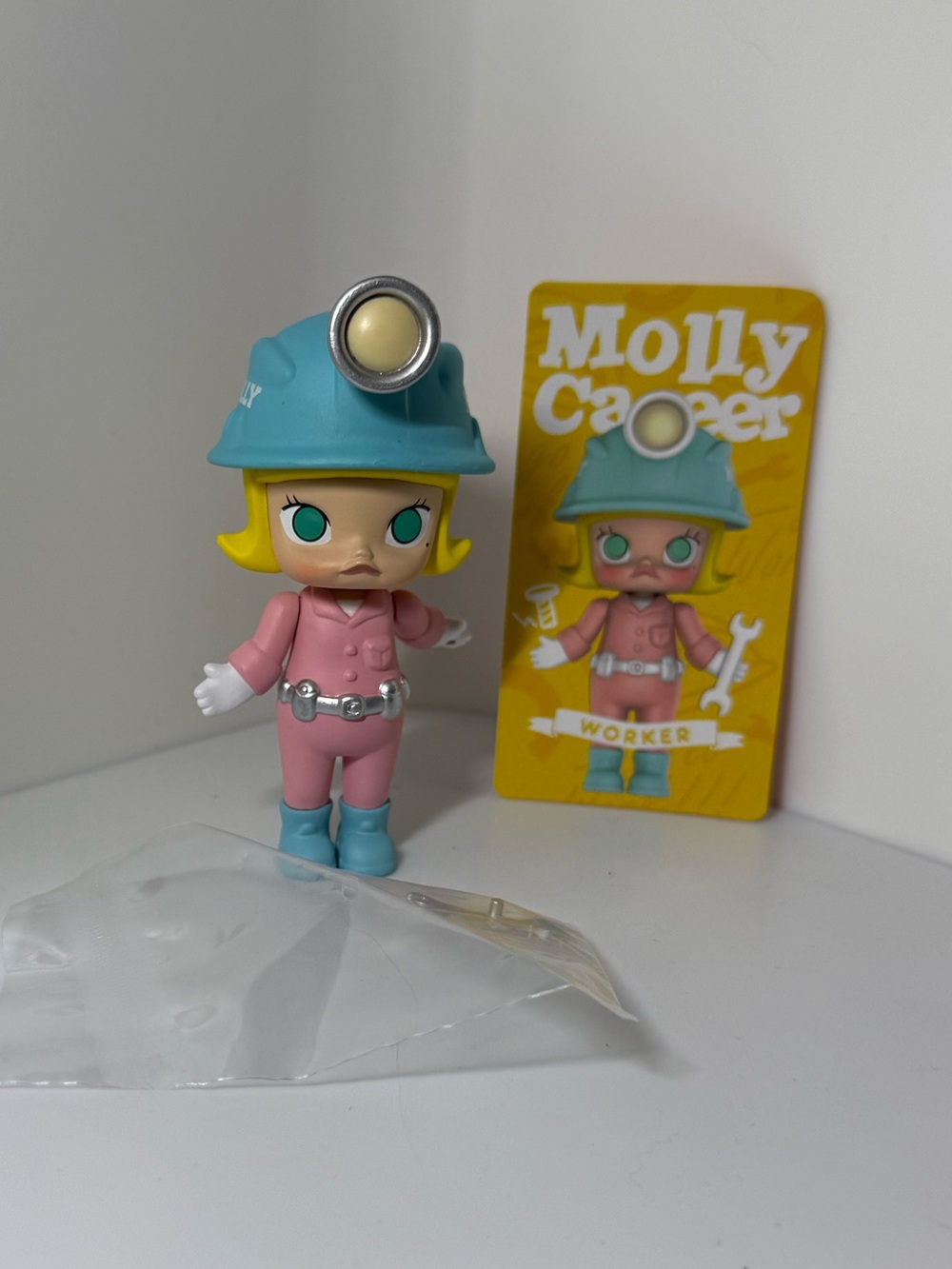 【Authentic】Molly Career Series 2 - Worker Figure